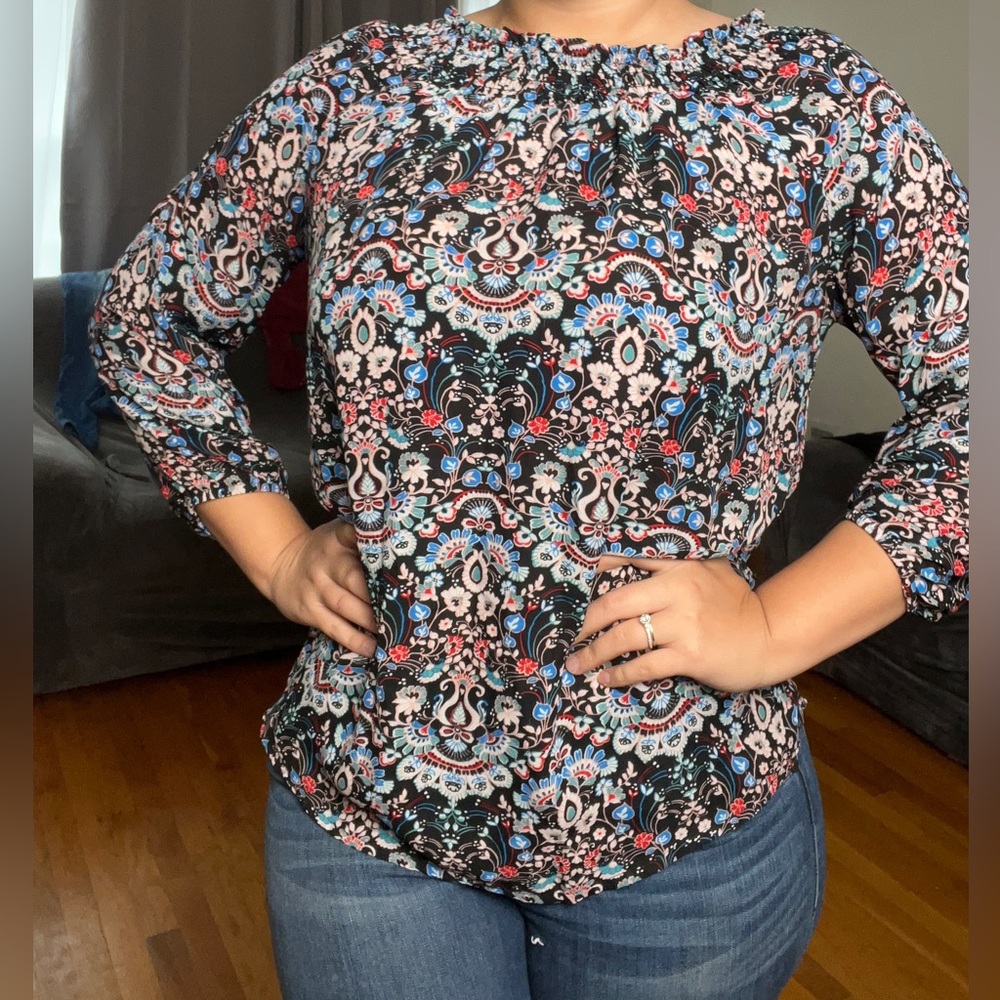 Lovely pattern blouse